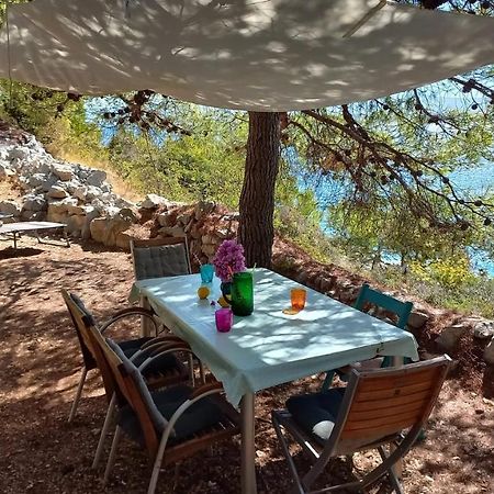 A Small Stone House By The Sea, In A Wineyard Nerezisca المظهر الخارجي الصورة